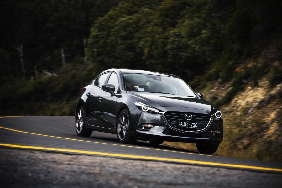  Mazda3 SP25 Astina Sedan (BM) 2016 года  (AU) (фото 9 из 56)